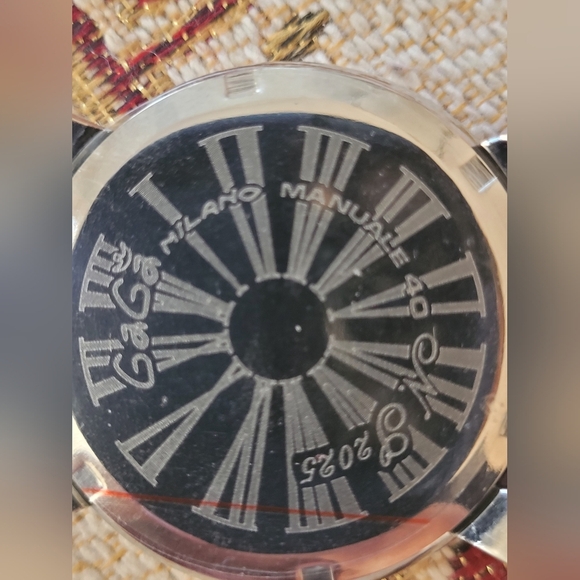 Brand New Red Rare GaGa Milano Luxurious Italian Ladies Watch - Picture 5 of 5